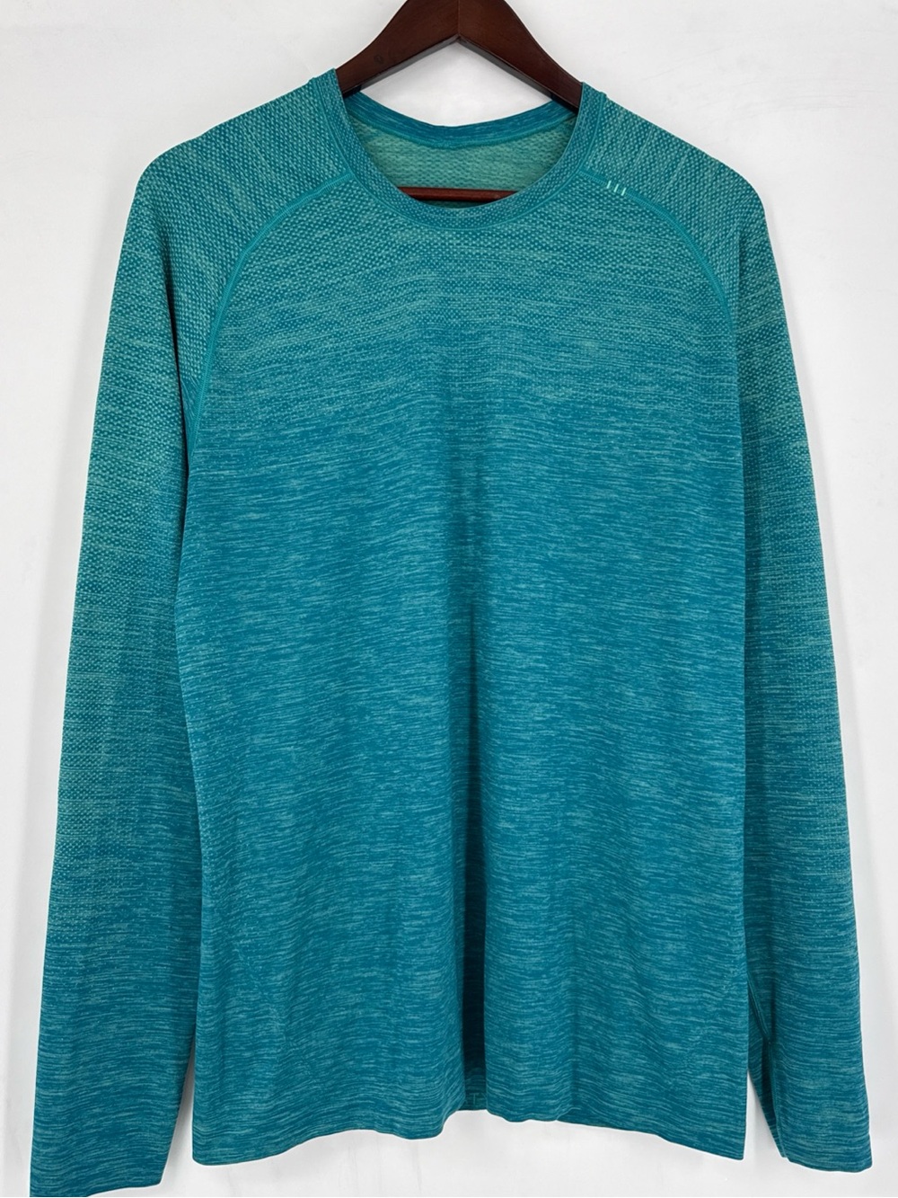 Lululemon Metal Vent Tech Long Sleeve Large Teal